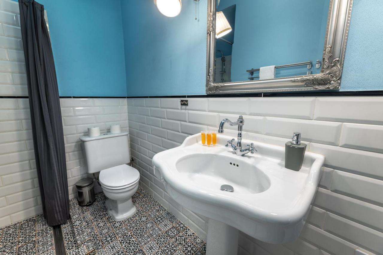 Charming 1 Bedroom Apartment In The City Center Of Prága Kültér fotó