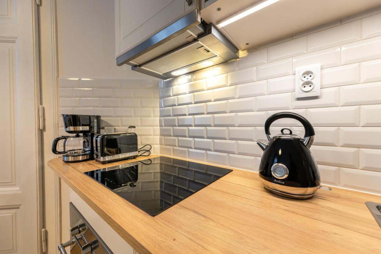 Charming 1 Bedroom Apartment In The City Center Of Prága Kültér fotó